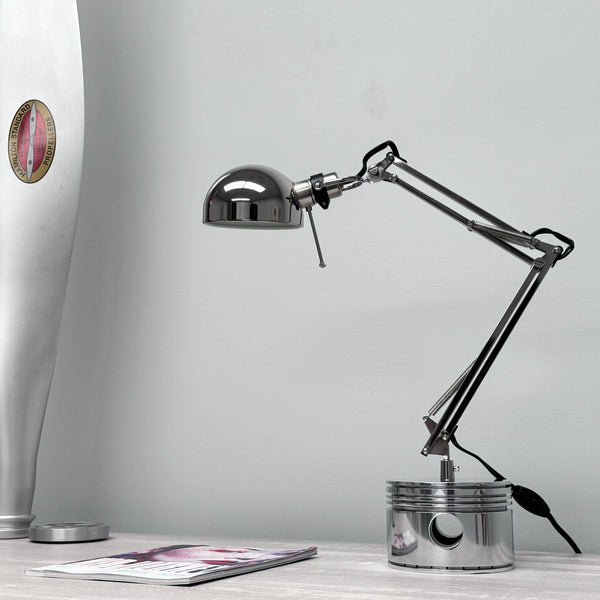 1940's Pratt & Whitney WWII R-2800 Corsair F4U Corsair Airplane Polished Chrome Radial Engine Piston Desk Task Lamp