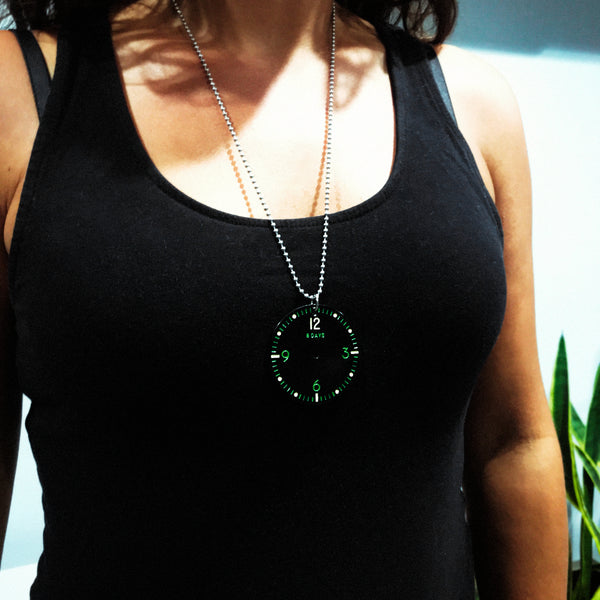 2018 P-51 Mustang WWII Warbird Airplane 8-Day Clock Cockpit Panel US Army Dog Chain Necklace