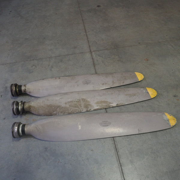 1940's Hamilton Standard 6507A-0 F4U-4 Corsair Grumman TBM Avenger F6F Hellcat Republic P-47 Thunderbolt Airplane Propeller Blade