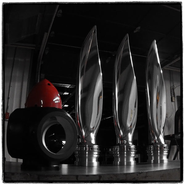 American Ninja 3-Bladed Ground-Adjustable Polished Metal Aviation Art Airplane Propeller