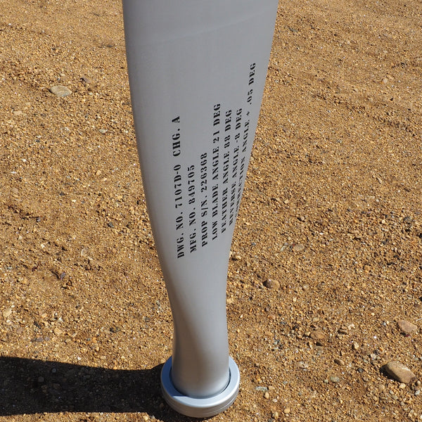 de Havilland Canada DHC-4 Caribou Hamilton Standard 7107 Airplane Propeller Blade