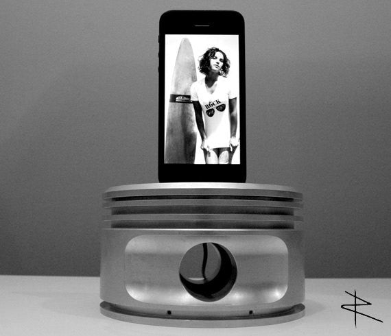 Apple Iphone 5 6 7 Plus Ipod Lightning USB Radial Engine RAW Piston Charging Dock