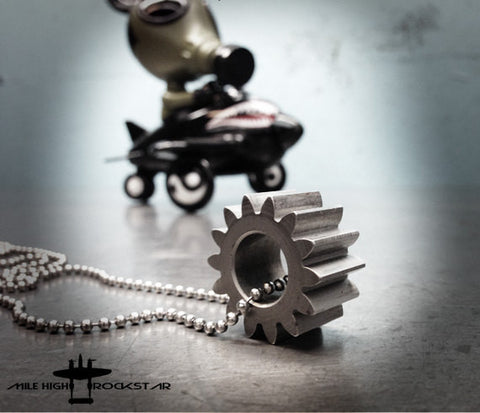 The Gear Steampunk Industrial Dog Chain Aviator Necklace