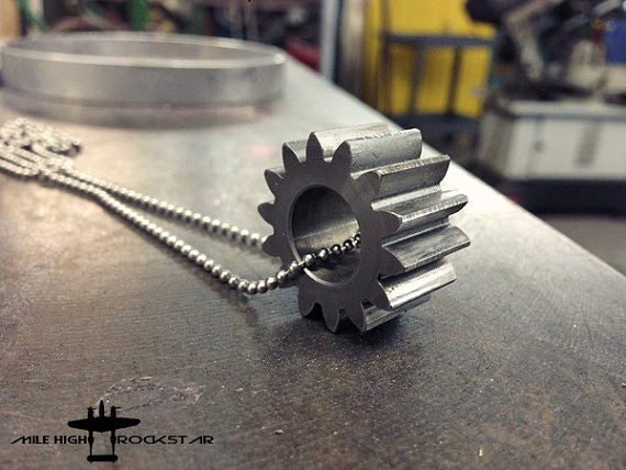 The Gear Steampunk Industrial Dog Chain Aviator Necklace