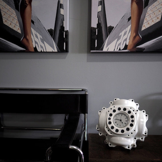 1900D 14 Shot Airplane Propeller Hub Clock