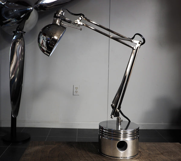 Pratt & Whitney R-2800 Flying Monkey MIRROR POLISHED Radial Engine Piston Desk Lamp