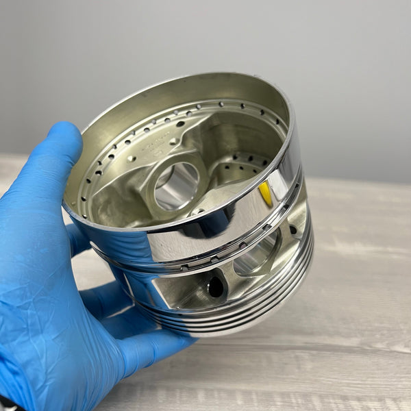 1940s WWII NOS P51 Mustang Rolls Royce Merlin Packard 615840 V1650 Piston w/ Box