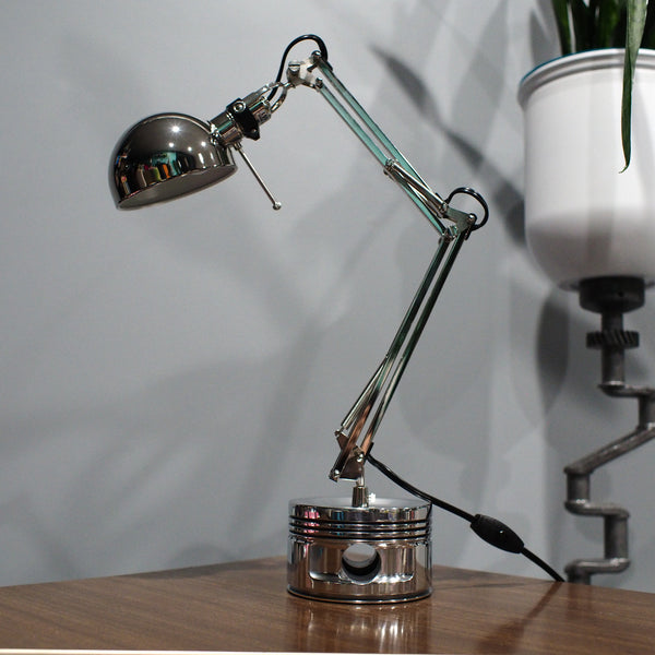 P-51 Mustang Packard V1650 Rolls Royce Merlin Engine Aviator Piston Desk Lamp