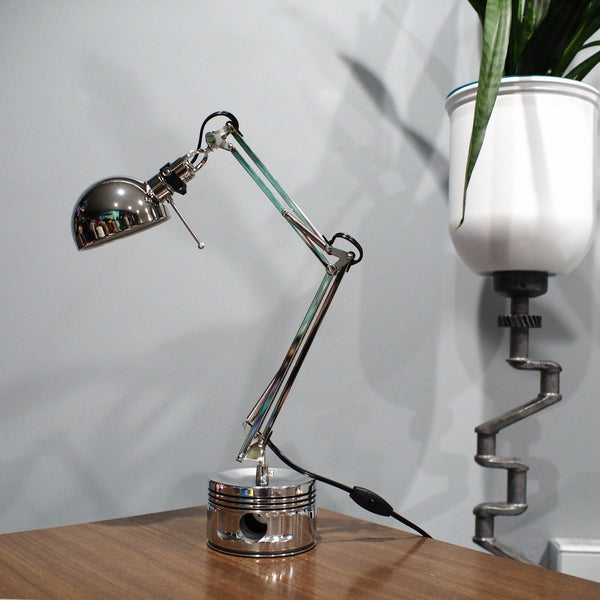 P-51 Mustang Packard V1650 Rolls Royce Merlin Engine Aviator Piston Desk Lamp