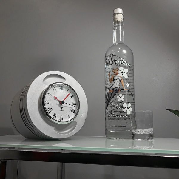 Pratt & Whitney R-2800 WWII Double Wasp Raw Radial Engine Piston Desk Clock