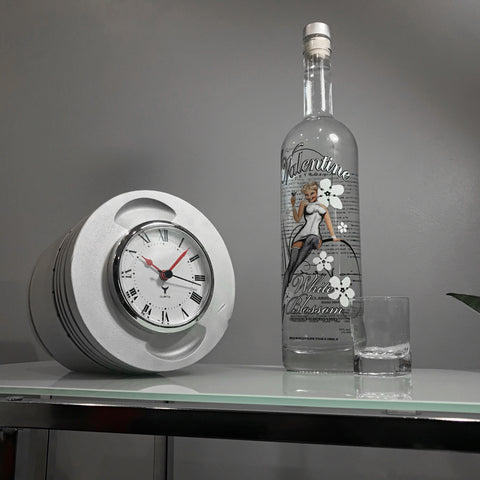 Pratt & Whitney R-2800 WWII Double Wasp Raw Radial Engine Piston Desk Clock