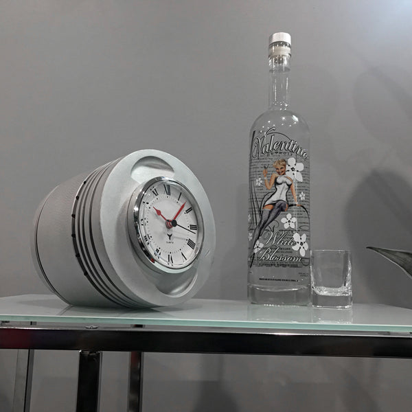 Pratt & Whitney R-2800 WWII Double Wasp Raw Radial Engine Piston Desk Clock