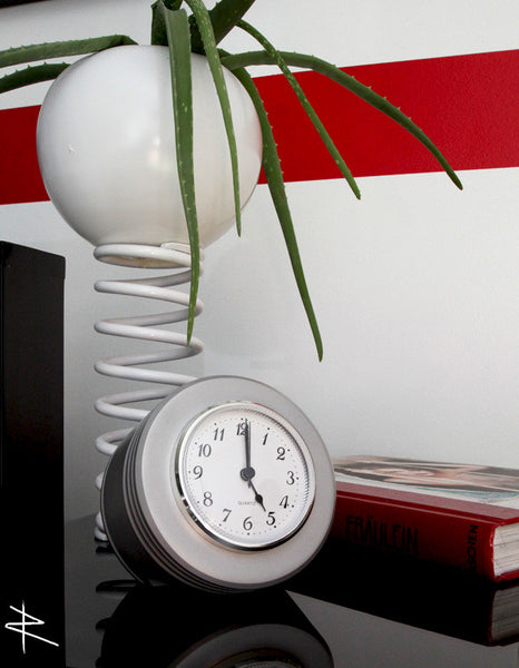 J-Cobs WWII Boeing Stearman Warbird Radial Engine Piston Desk Clock (Raw Edition)