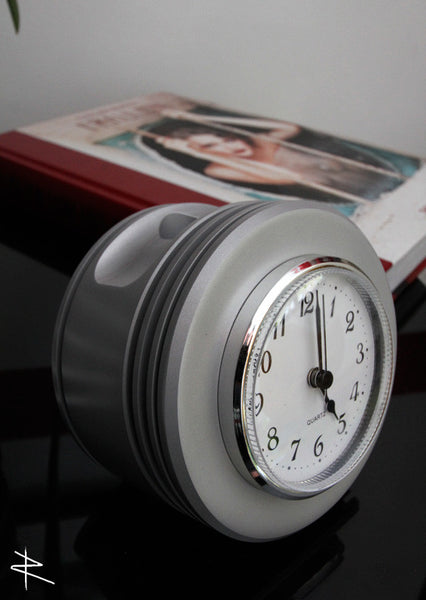 J-Cobs WWII Boeing Stearman Warbird Radial Engine Piston Desk Clock (Raw Edition)