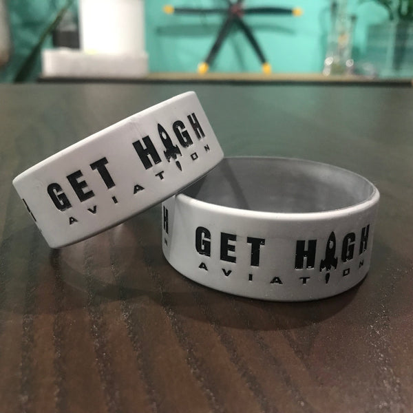 Curtiss P-40 Warhawk | Rock the Sky Get High Aviation Aviator Sunglasses Silicone Bracelet