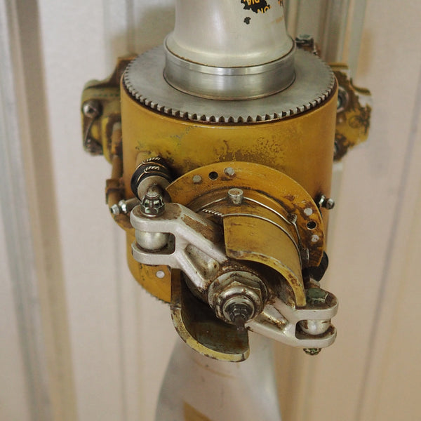 US NAVY 1960's Hawker Beechcraft Cardinal MQM-61 Military War Drone Airplane Propeller